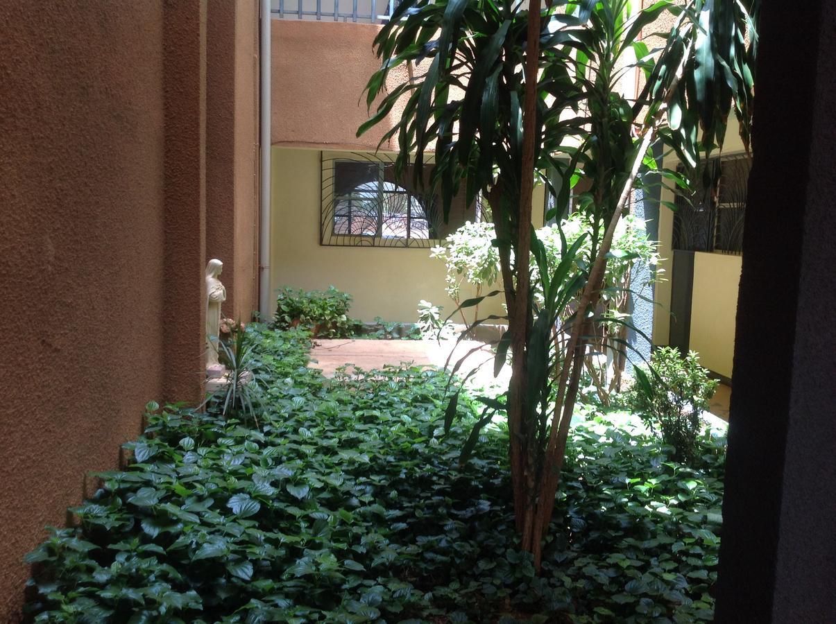 La Rose Des Sables Ouagadougou Exterior foto